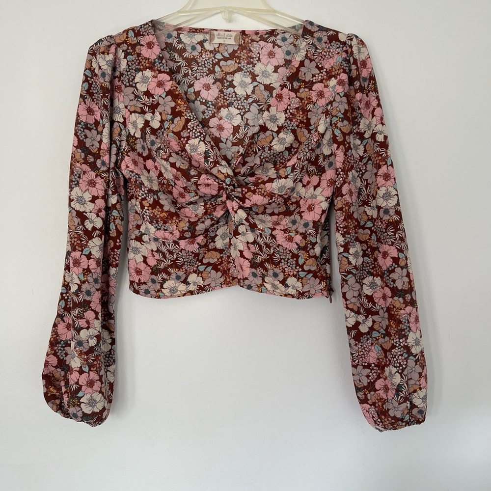 🌸 Altar’d State Knot Front Floral Sheer Blouse – Size Small Boho Romantic